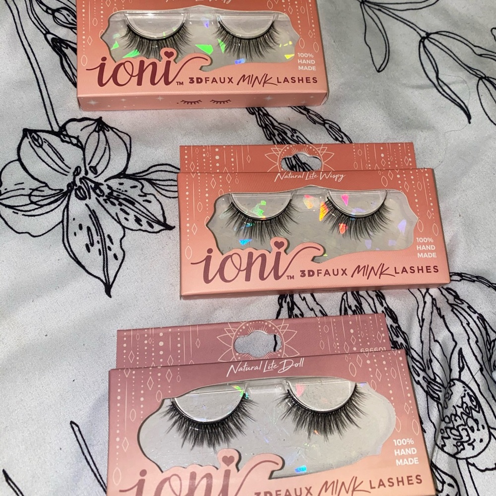Brand new lashes never used